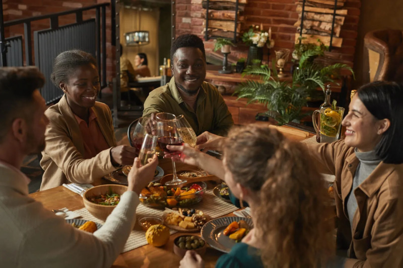 Eating Out on Thanksgiving: Your 2025 Guide to Restaurants Near You