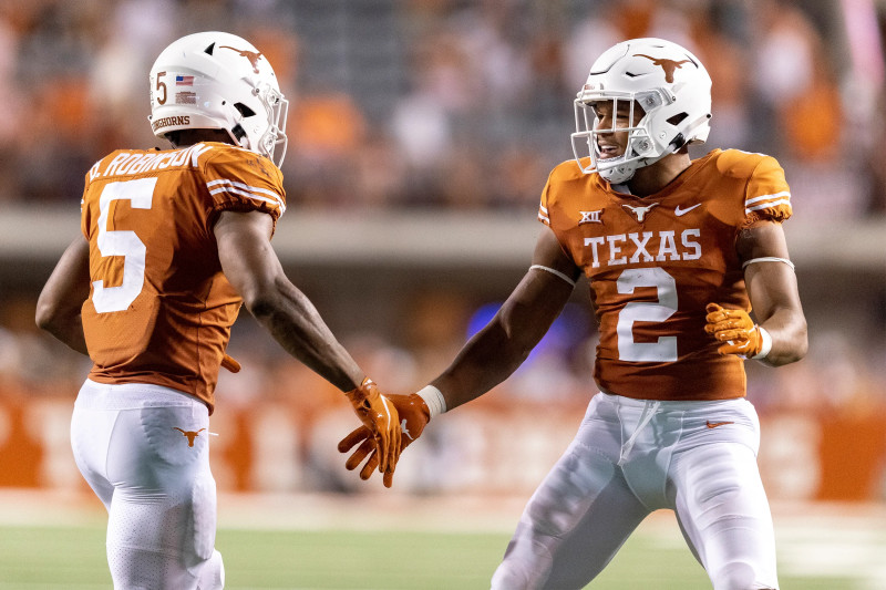 Texas Longhorns' Playoff Hopes Shattered by Georgia Bulldogs