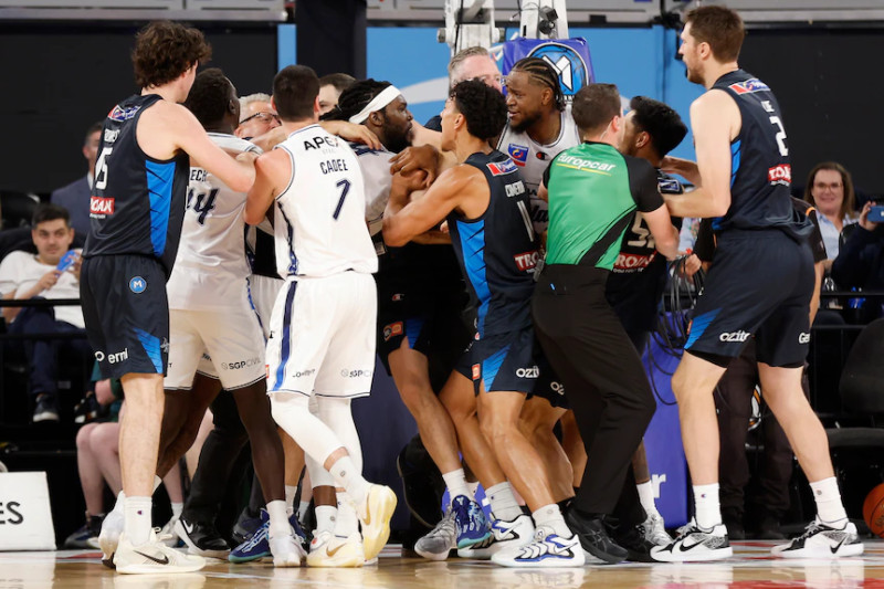 Adelaide 36ers Secure Victory in Thrilling NBL Showdown Against Melbourne United
