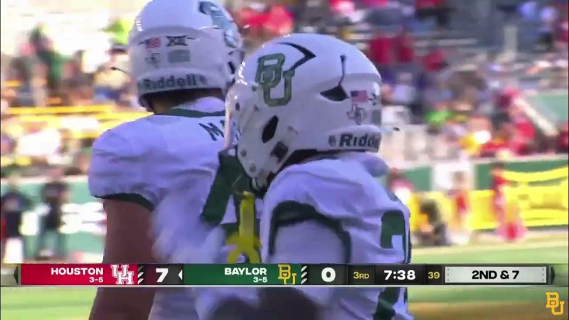 Houston Takes Down Baylor in Thrilling Finale