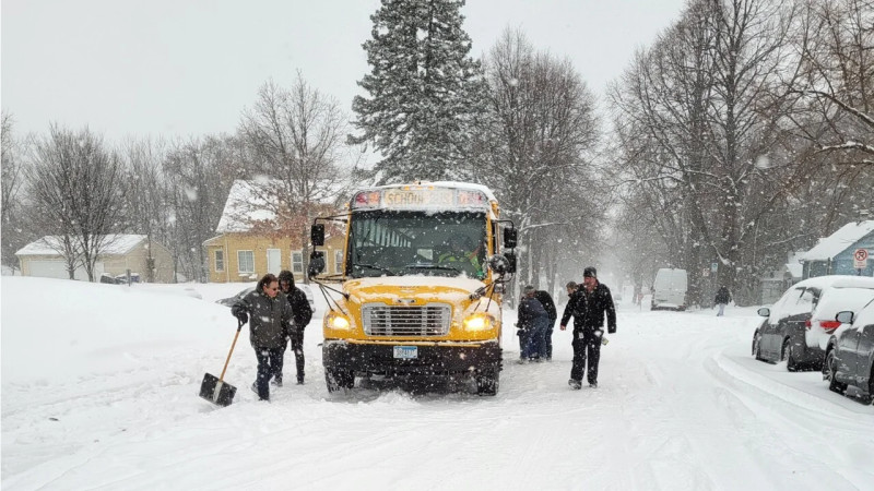 Minneapolis Snow Emergency: Updates, School Closings, and Road Conditions