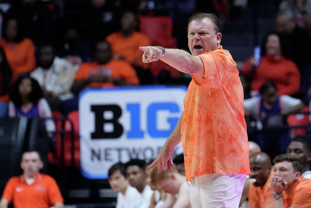 Illinois Basketball Shocks Iowa, Aims for Final 4 Glory