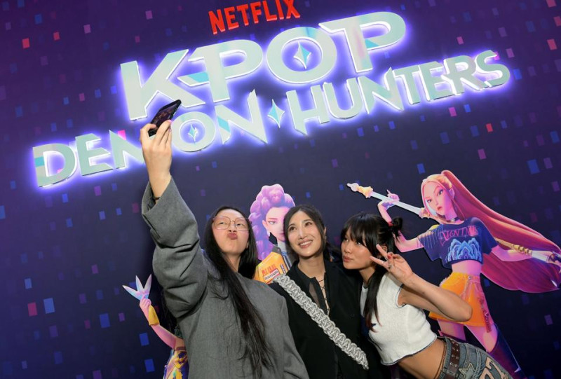 Golden Oscars: K-Pop Sensation Takes Hollywood by Storm
