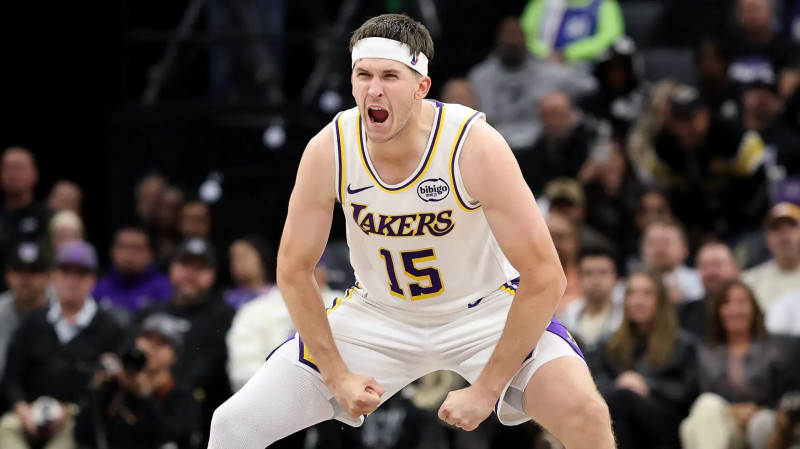 Lakers' Playoff Hopes Diminish as Austin Reaves Faces Season-Ending Injury