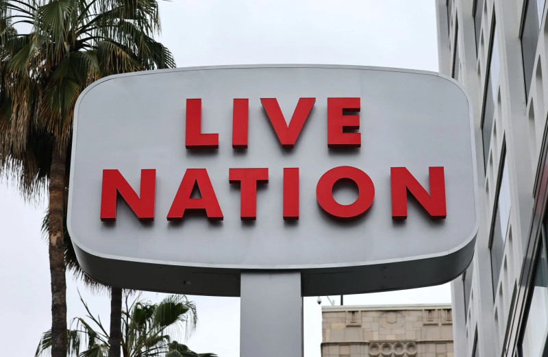 Live Nation Ticketmaster Monopolizes the Music Industry