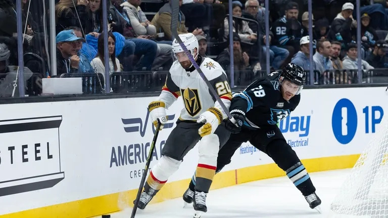 Mammoth vs. Golden Knights: A David and Goliath Showdown
