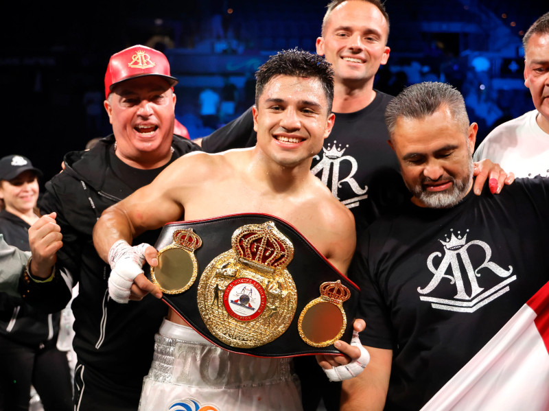 Armando Resendiz Shocks the World—What’s Next for Charlo?