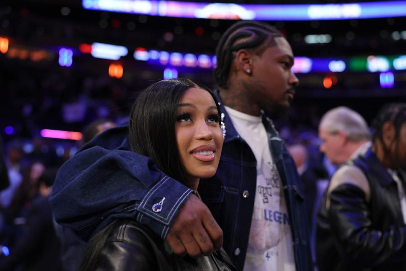Cardi B’s New Romance: The NFL Star Making Headlines—But There’s More to the Story