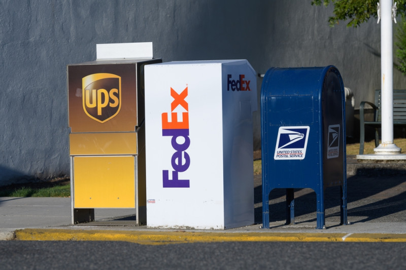 USPS and FedEx: What’s Changing at Your Local Post Office?