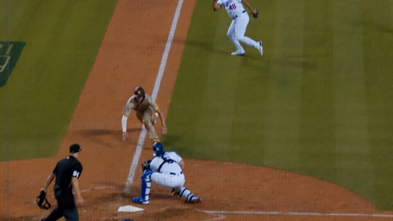 Dodgers Dismantle Reds in Game 2, Littell Falters as Playoff Hopes Dim