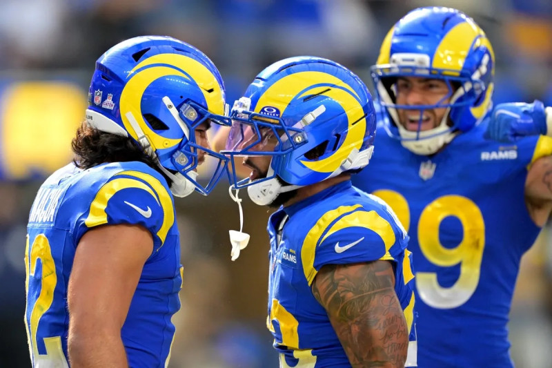 Rams' Backfield Duo Eyes Upset Over 49ers: Williams, Corum Stats and Bold Predictions