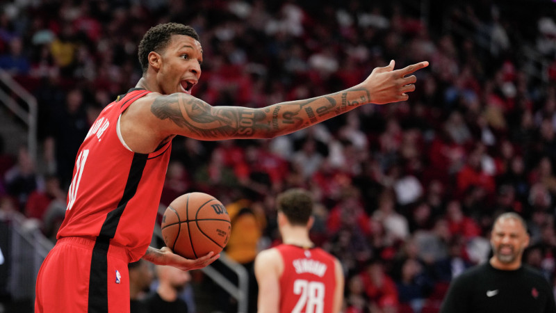 NBA Injury Watch: Aaron Gordon's Hamstring Strain and Jabari Smith Jr.'s Absence