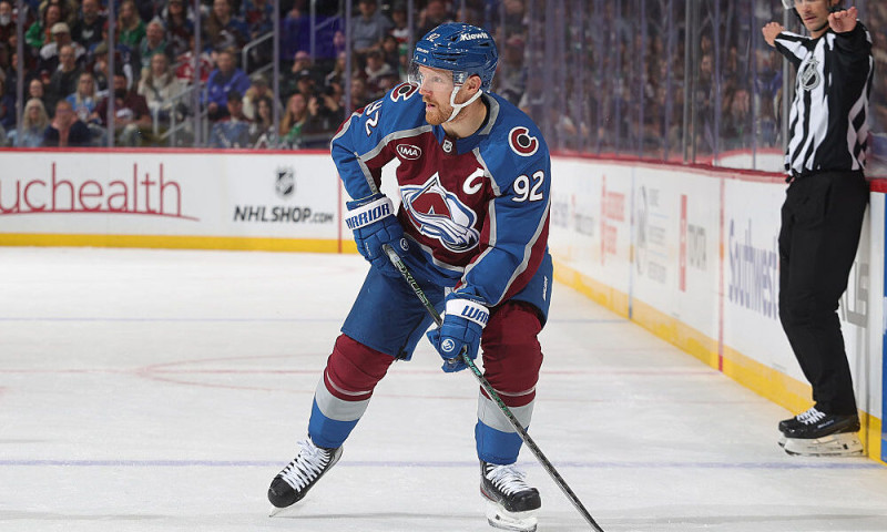 Avalanche Triumph Over Canucks, Landeskog Scores Two Goals