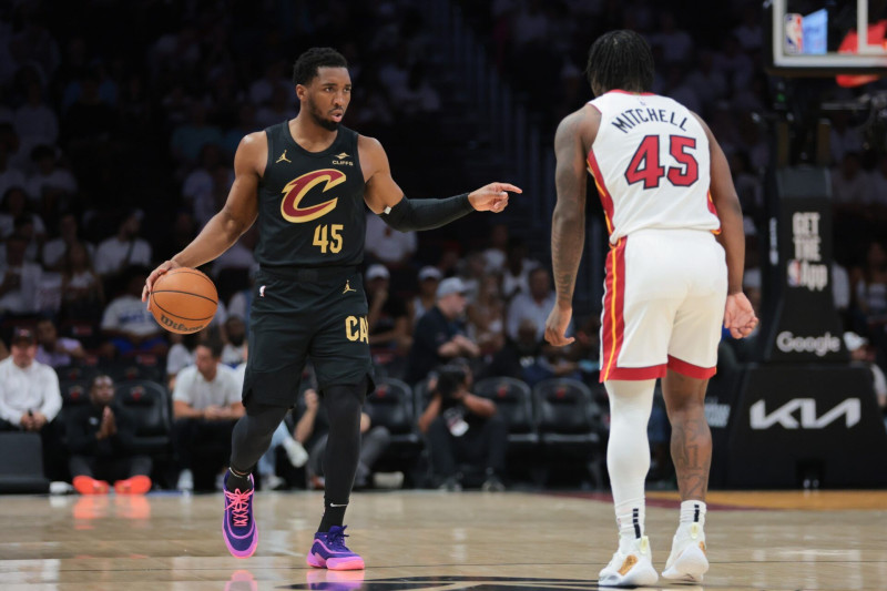 Cleveland Cavaliers Face Miami Heat With Donovan Mitchell's Impact Under Scrutiny