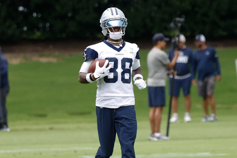 CeeDee Lamb and George Pickens: The Dallas Cowboys' Surprising Bench Decision