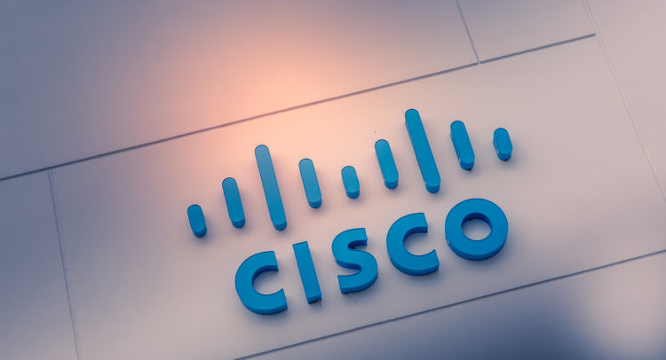 Cisco Reports Mixed Earnings, Stock Fluctuates