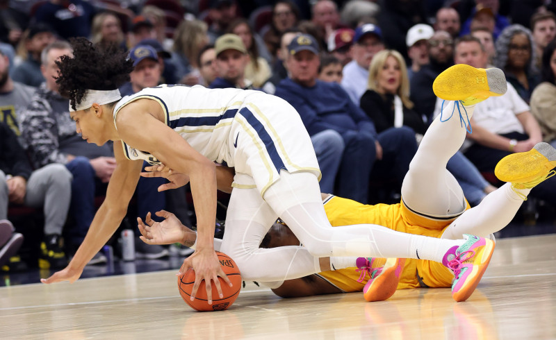 Kent State vs Akron: A Clash of Mid-American Conference Titans
