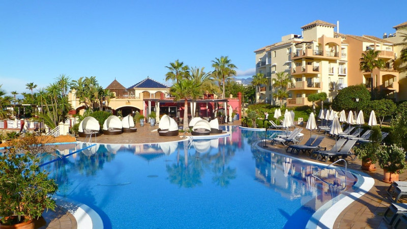 Marriott Hotels Navigate Challenges Amid Industry Turmoil