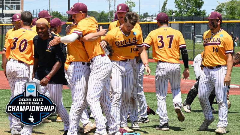 Eagles Squeeze Out Narrow Win Over Packers on Monday Night Football, Shaking Up NFC North Standings