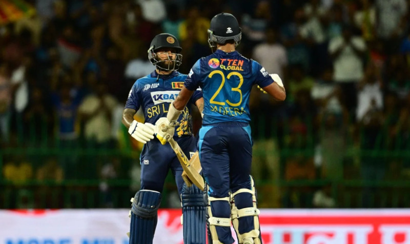 Pakistan Edges Sri Lanka in Nail-Biting 1st ODI Thriller