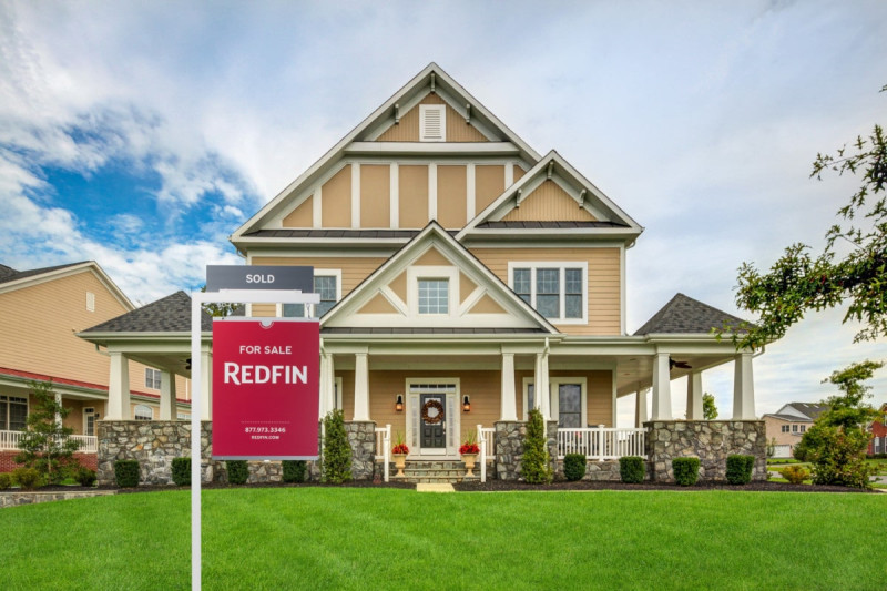 Redfin: Revolutionizing the Real Estate Market in 2025