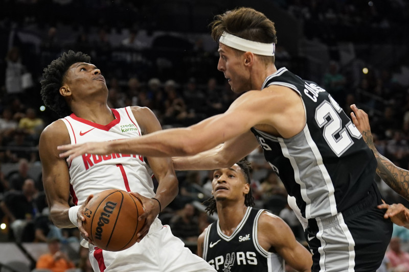 Spurs Rally Past Bulls in Nail-Biter: Wembanyama's Epic 38 Points Seal Dramatic Win
