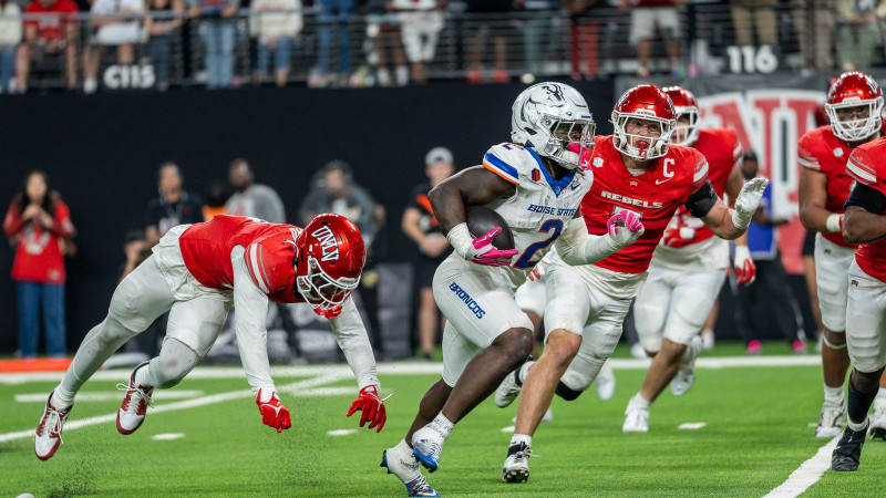 Anthony Colandrea Leads UNLV in Thrilling Mountain West Championship Game Against Boise State
