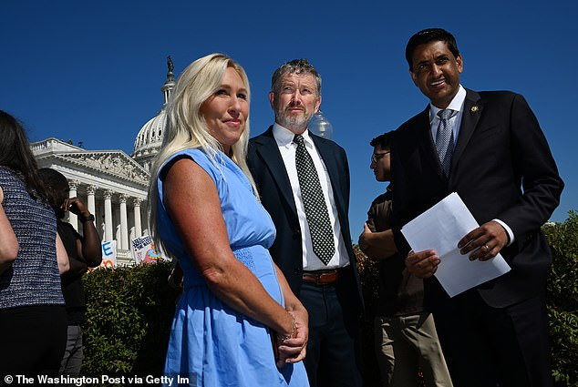 Bill Clinton's Statement on Jeffrey Epstein Files: Political Repercussions and Legal Contention