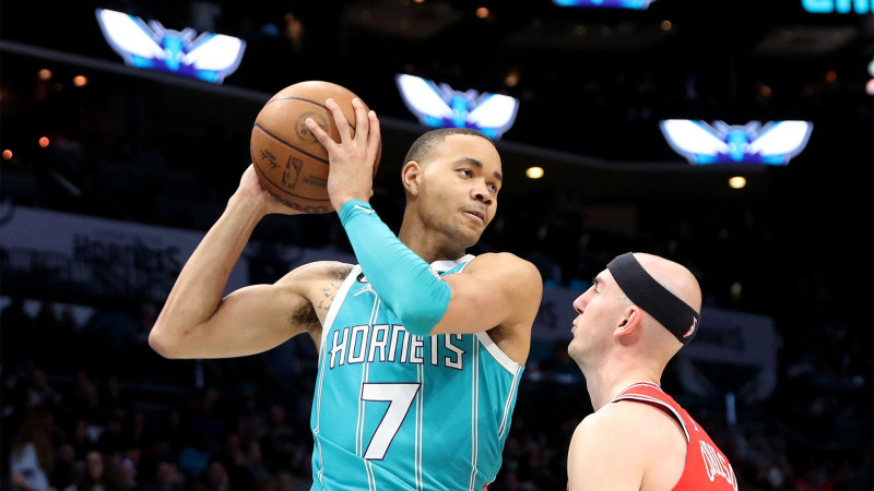 Bulls vs. Hornets: A Clash of Struggling Titans on the Road to Recovery