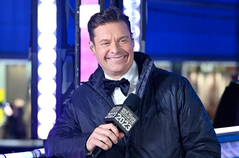 Countdown to the New Year: Streaming Dick Clark's New Year's Rockin' Eve with Sling TV in 2025