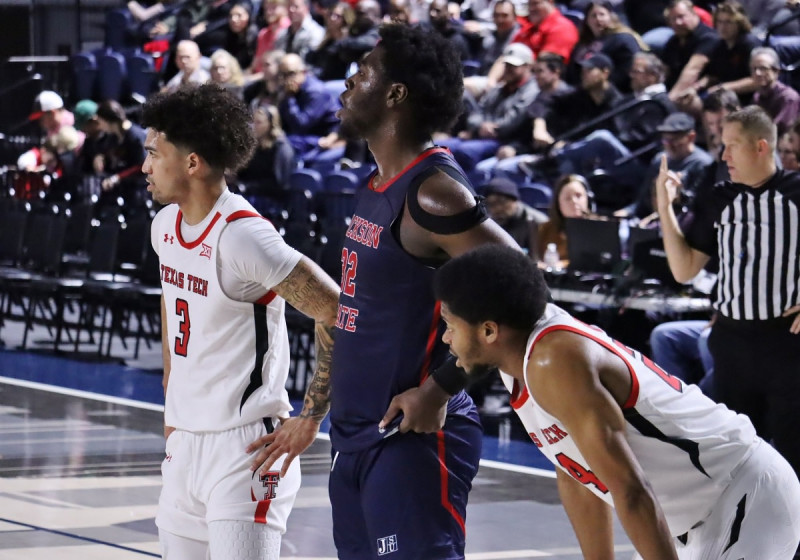 Duke Falls to Texas Tech in Thrilling Showdown at Madison Square Garden