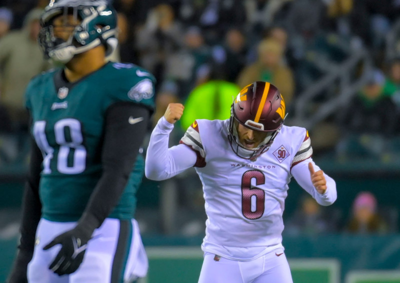 Eagles vs. Commanders: A Clash of Titans in Week 16