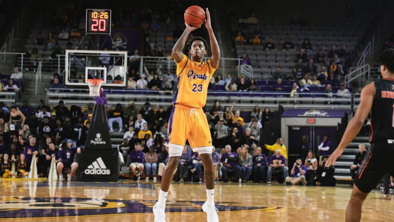 East Carolina Pirates Clash with North Carolina Tar Heels in Thrilling Showdown