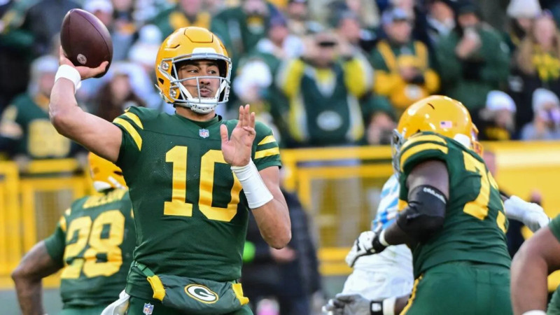 Howie Long: A Packers Perspective