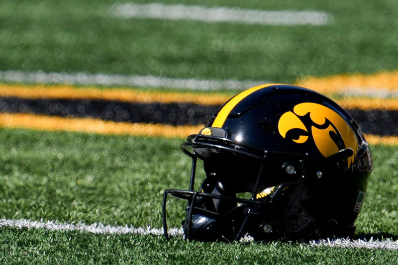 Iowa vs Vanderbilt Prediction: A Clash of Titans in the ReliaQuest Bowl