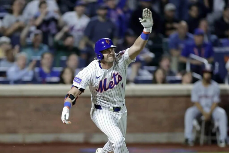 Mets Trade Jeff McNeil: A New Chapter for the Second Baseman
