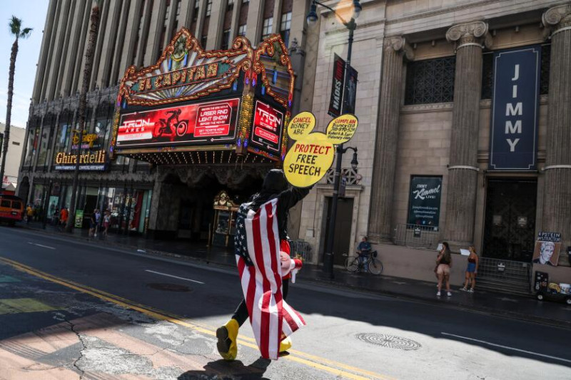 Jimmy Kimmel's Controversial Mention Amidst 2025 Kennedy Center Honors