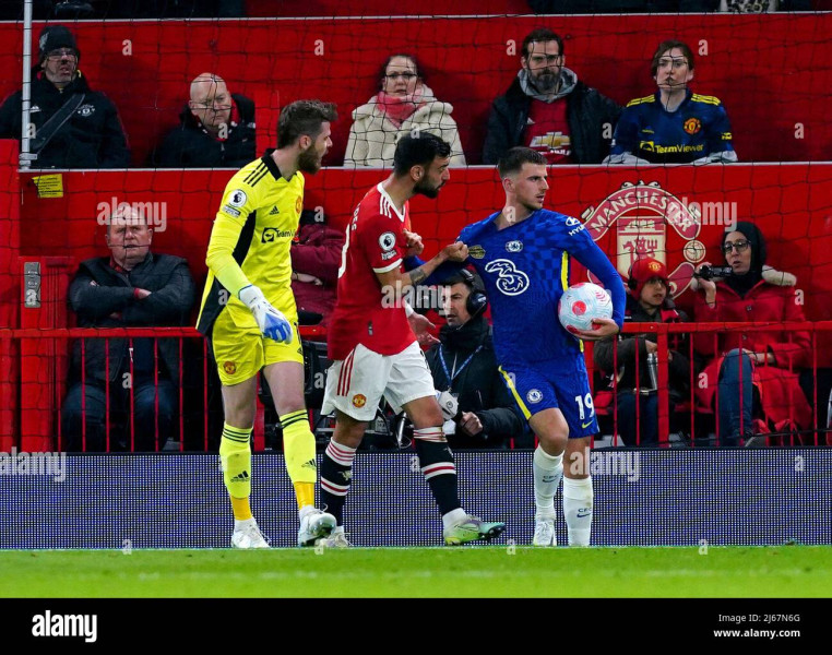 Manchester United F.C. Squad Dynamics and Midfield Prowess