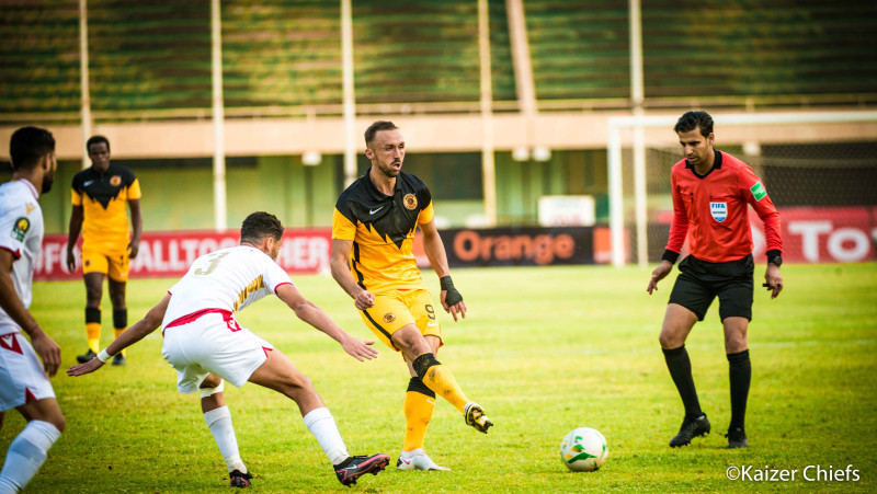 Odafe Oweh: The Rising Star of the Los Angeles Chargers