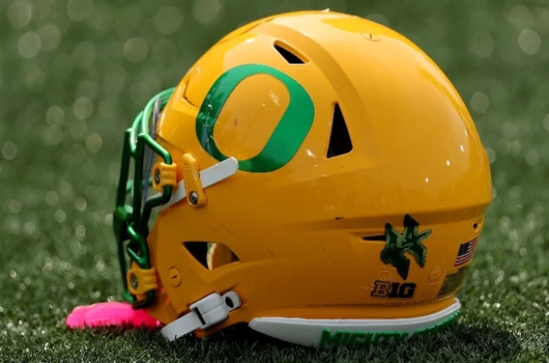 Oregon Ducks' Triumphant Victory Over James Madison Dukes in College Football Playoff