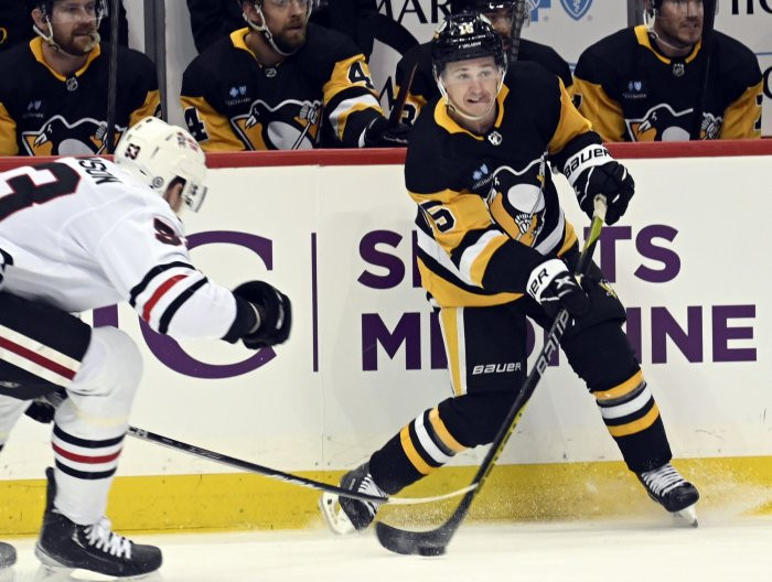 The Epic Battle: Penguins vs. Blackhawks in the NHL