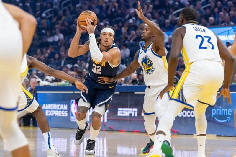 Nuggets vs. Bucks: An Energetic Battle for the Win