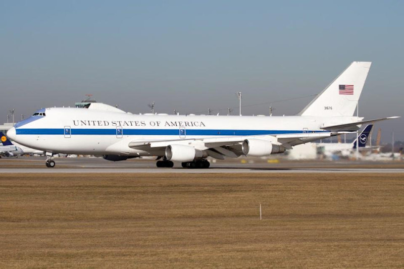 A Deep Dive Into the 'Doomsday Plane': The E-4B Nightwatch