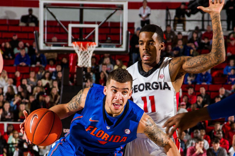 Florida Gators and Georgia Bulldogs Clash in High-Stakes SEC Showdown
