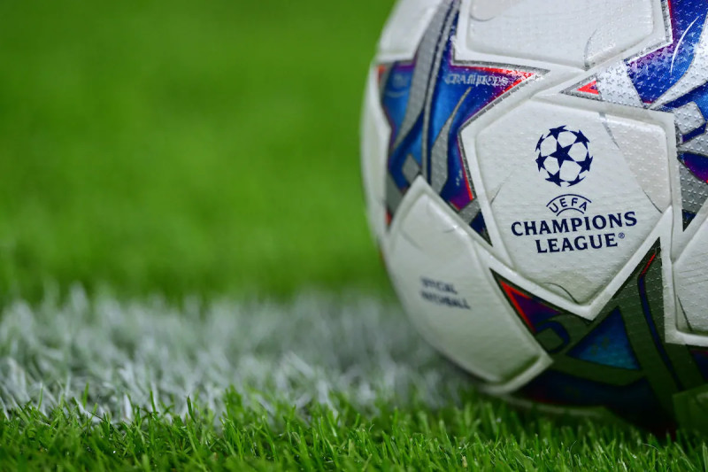 NFL Playoffs Kick Off with Thrilling Monday Night Football Matchup