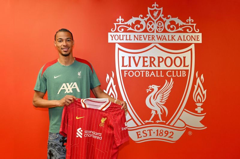 Fulham's Battle with Liverpool: Key Moments and Injuries