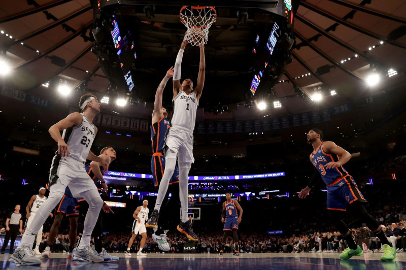 Knicks vs. Spurs: A Thrilling Clash in the NBA