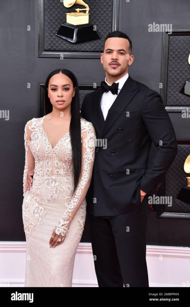 Influencer Kristy Scott Files for Divorce After 11 Years of Marriage