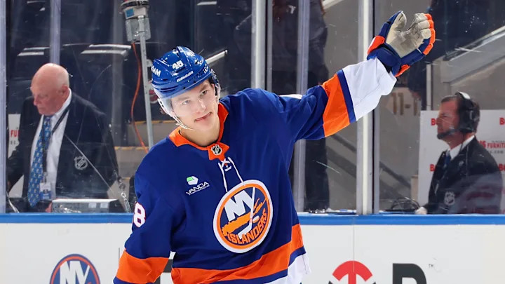 Maple Leafs vs. Islanders: An Unforgettable Hockey Rivalry