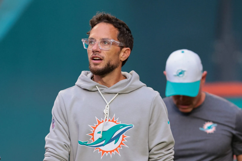 Mike McDaniel’s Departure Marks End of an Era for Miami Dolphins